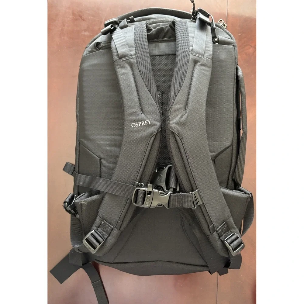 Osprey Sojourn Porter 30L Travel Backpack Carry On Black NWT